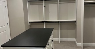 Walk in Closet with Island