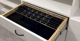 Custom Walk In Closet System Jewelry Drawer