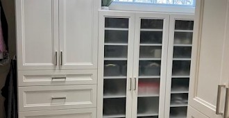 Walk In Custom Closet System